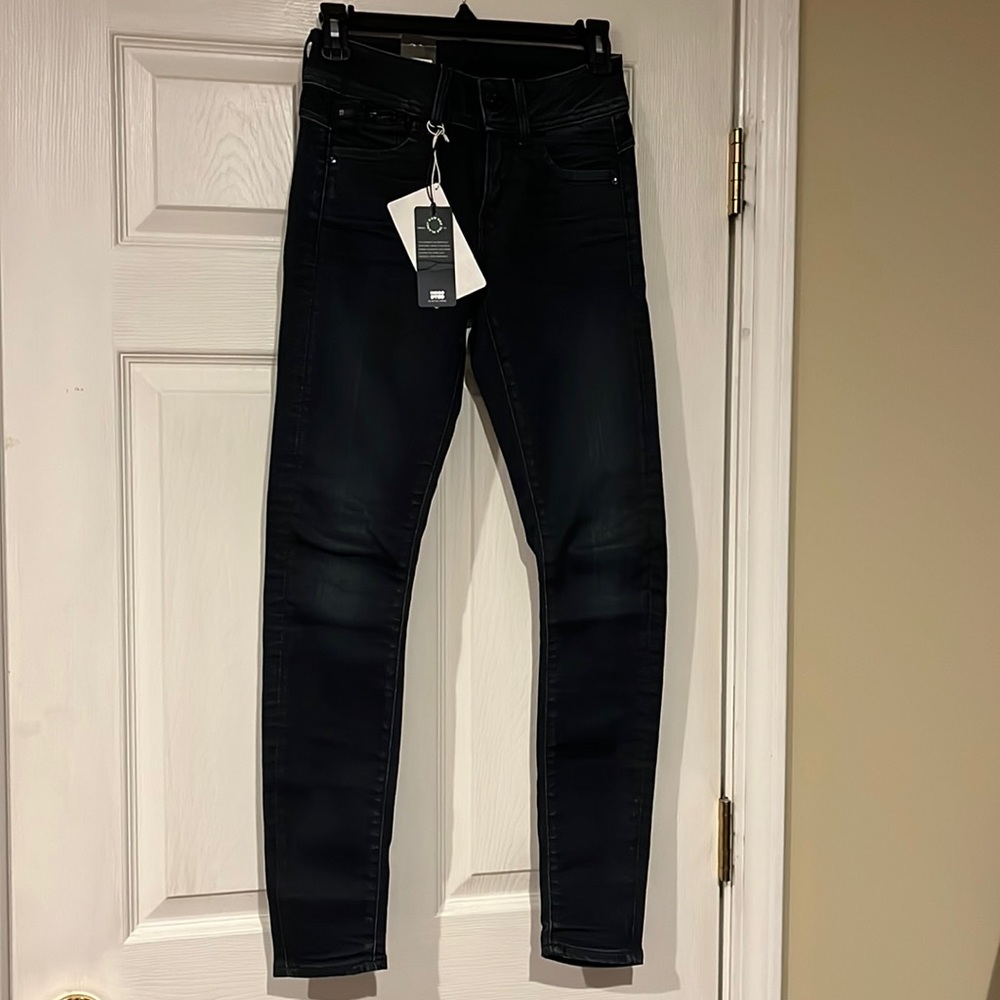 Skinny jeans